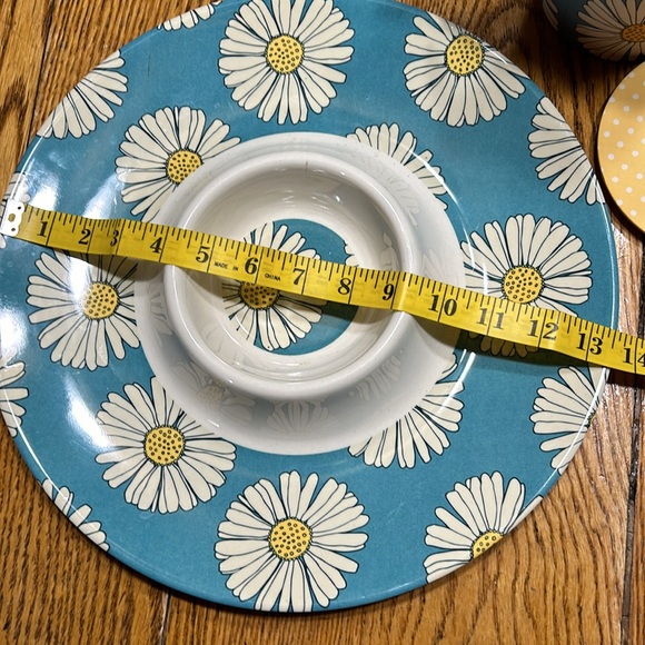 Matilda Jane Hostess Exclusive pitcher with lid and chip and dip serving set. - Picture 7 of 8